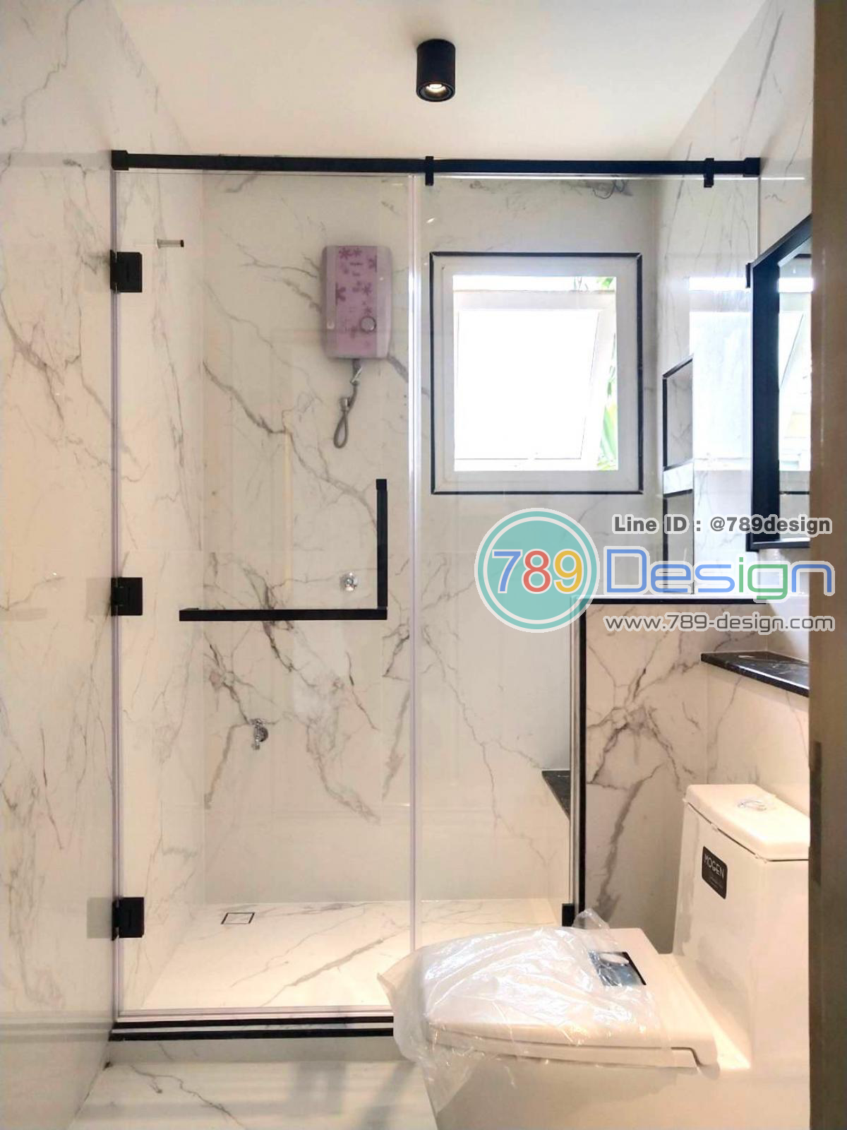 ฉากกั้นห้องน้ำ อุปกรณ์บานพับสแตนเลส เกรด304 สีดำ ฉากกั้นห้องน้ำ อุปกรณ์บานพับสแตนเลส เกรด304 สีดำ