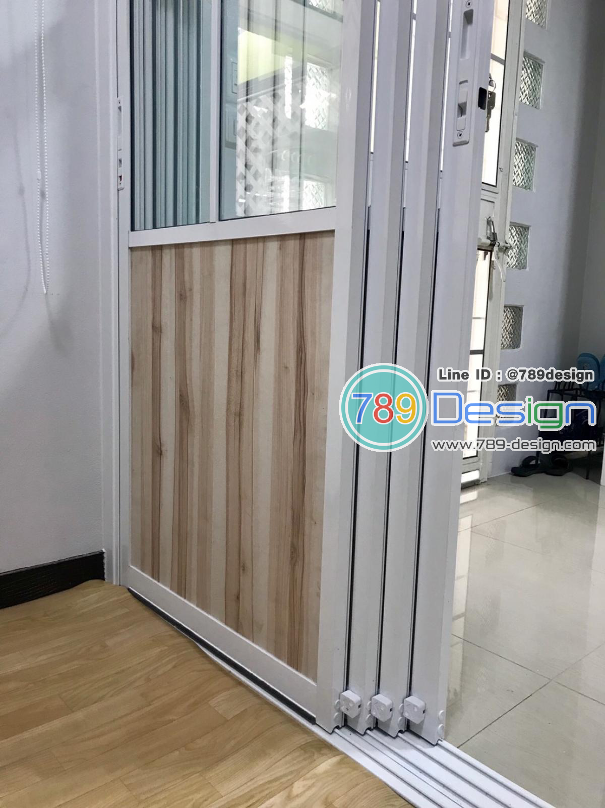 บานเลื่อนซ้อน4บานอิสระเสริมเส้นคาดกรุด้วยแผ่นไม้ บานเลื่อนซ้อน4บานอิสระเสริมเส้นคาดกรุด้วยแผ่นไม้